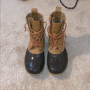 L.L. Bean 8 inch Classic Bean Boots